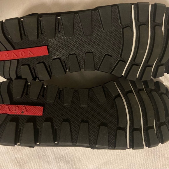 Prada slip on sneakers - Picture 4 of 5